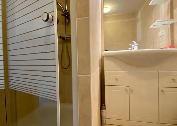 Casa de Férias Rénové Au Calme Avec Jardin, Terrasse Et Accès à Aménagée - Fr-1-306-1219 Mésanger